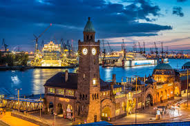 Hamburg Tour Excursions. Local Breakfast, St Pauli, Harbour & Surprises